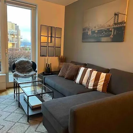 The Pier At Grillstad Apartament *
